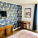Hotel Ashley's Garden 4*