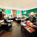 Ashley's Garden Hotel