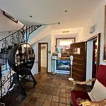 Hotel Ashley's Garden 4*