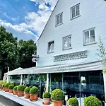 Hotel Ashley\'s Garden