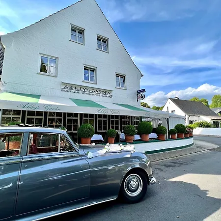 Boutique Ashley's Garden Hotel