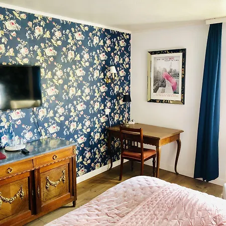 Hotel Boutique Ashley's Garden 4*