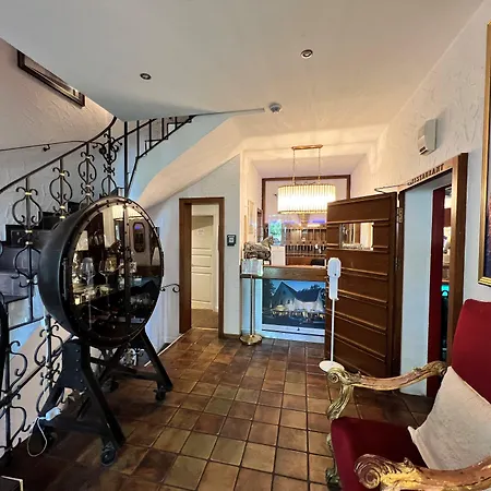 Hotel Boutique Ashley's Garden 4*