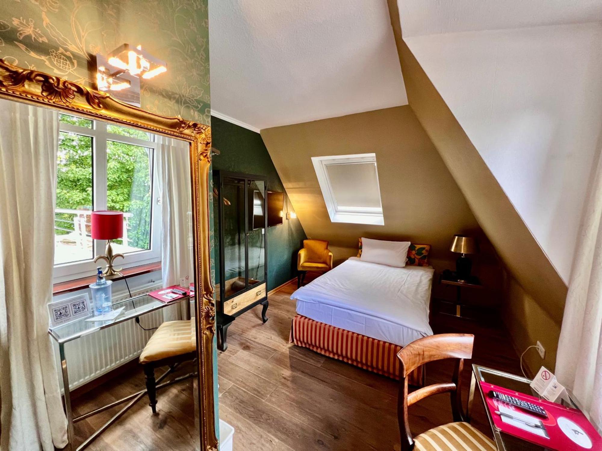 Ashley's Garden 4* Düsseldorf